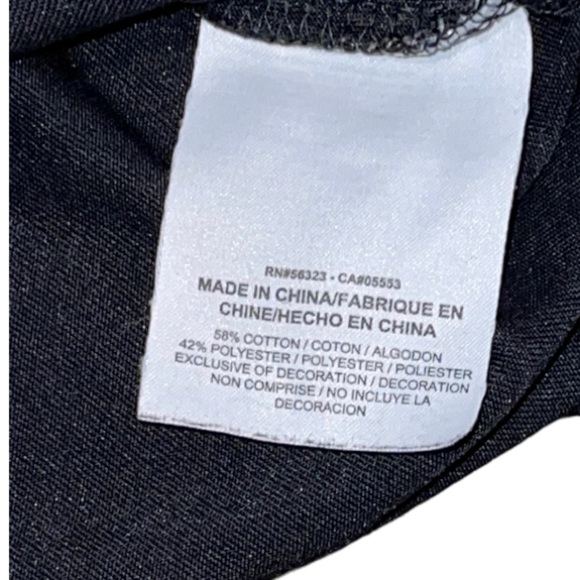 Nike Kyrie Irving Skeleton “Peace” Black Tee Size Medium - Picture 5 of 5